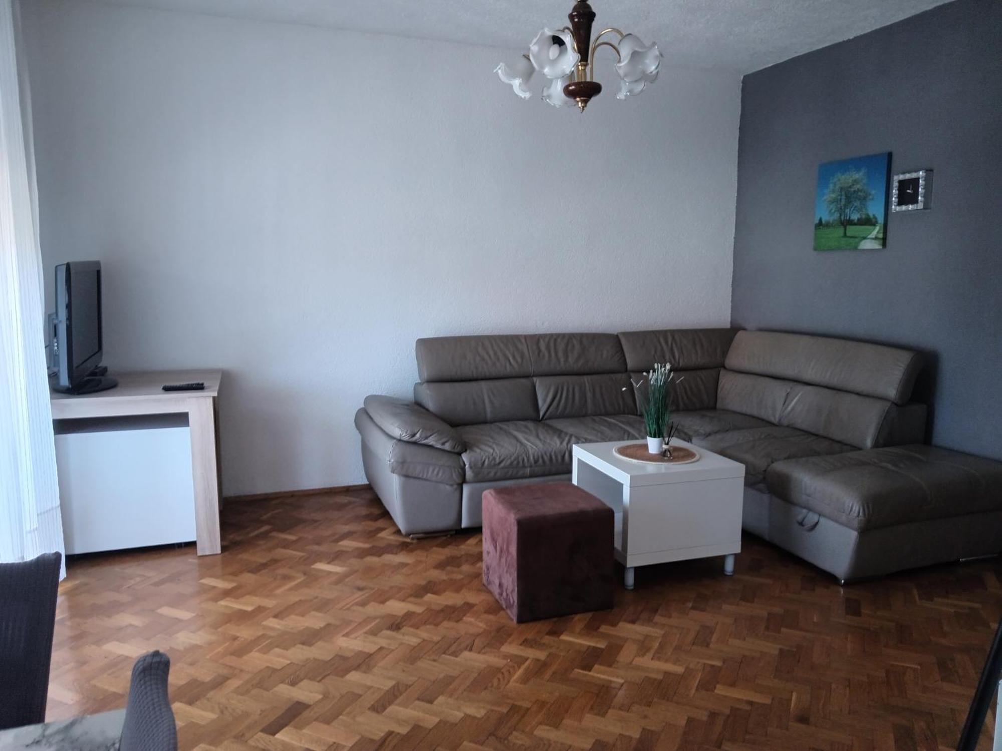Matea Apartment Gospic Exterior photo